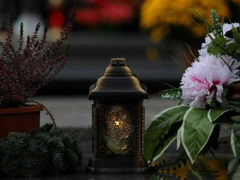 LED grave candles
